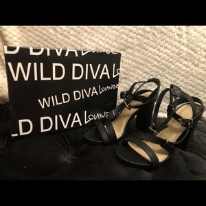 BRAND NEW NEVER WORN HEELED SANDLES